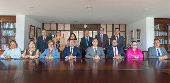Sello de Excelencia: RIEV Otorga Acreditación y Reacreditación Internacional a Cuatro Programas de la Universidad de Boyacá